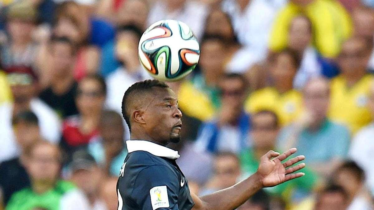 Sport Mediaset - Juve - Evra: è quasi fatta. Biennale per il francese, allo United dovrebbe andare 1 milione come indennizzo. Per Iturbe il pericolo maggiore arriva dall'Atletico Madrid, pronti 27 milioni