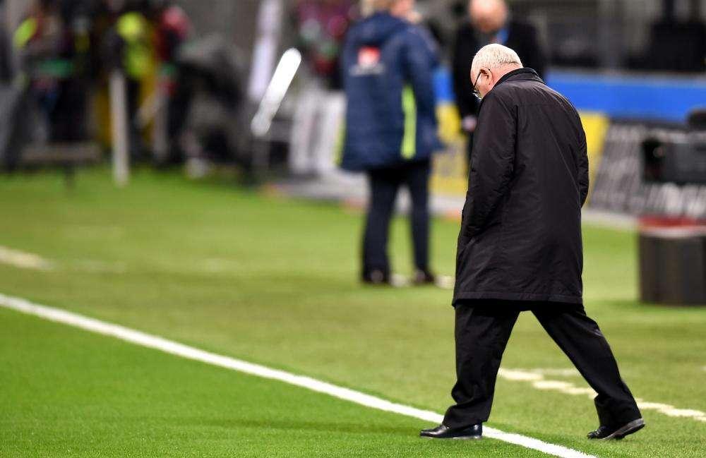 Corsera - Tavecchio si dimette 