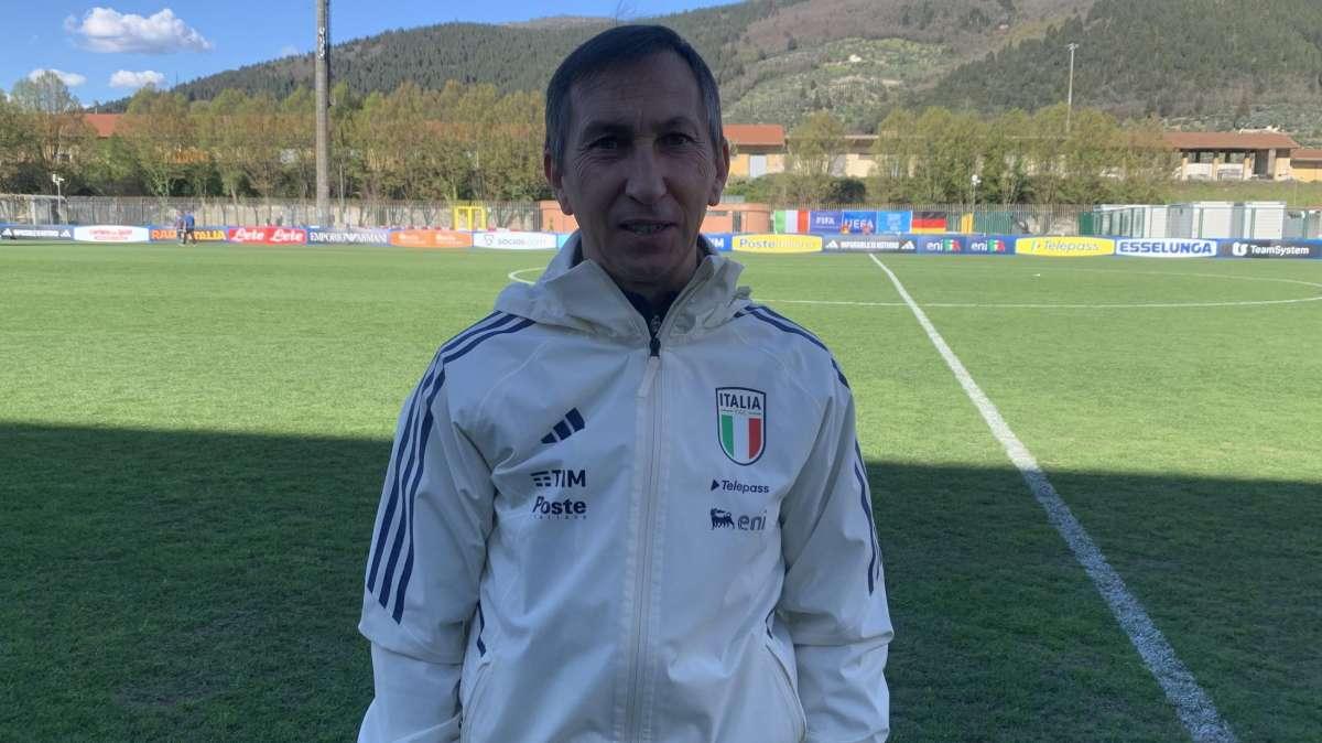 Italia U21, Nunziata su Hasa: "È qui perché ha qualità importanti"