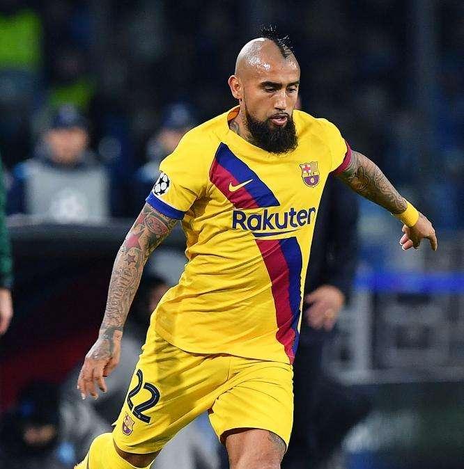 Il mercato dei bookmaker: buone notizie per Conte, Vidal corre verso l'Inter