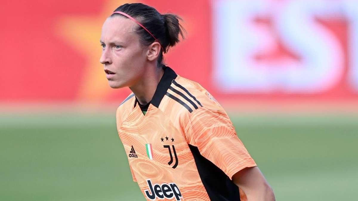 PEYRAUD-MAGNIN dopo il rinnovo: "Amo stare qui, vogliamo vincere ancora e fare bene in Champions"