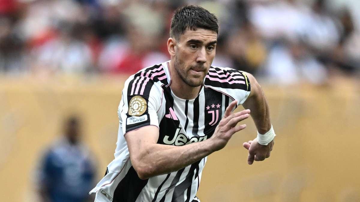Chirico: "Punterei su Douglas Luiz. Vlahovic? Se ne deve andare"