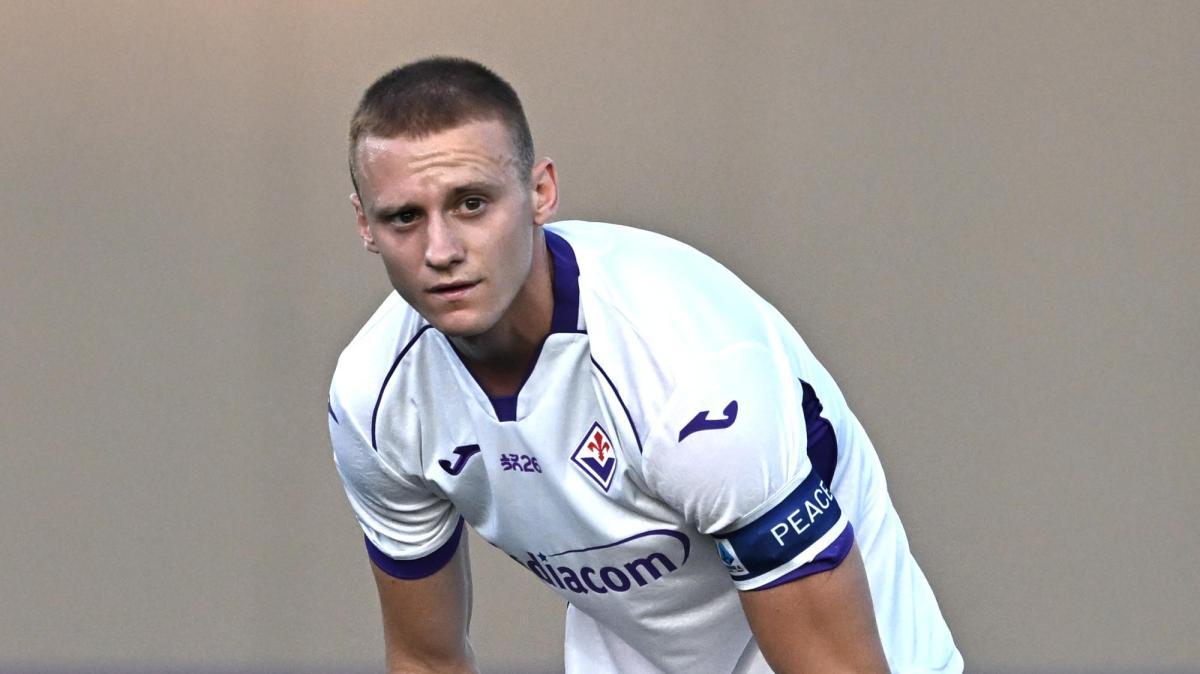 Comuzzo, da mister 50 milioni della Fiorentina a ruota di scorta: ora è sul mercato
