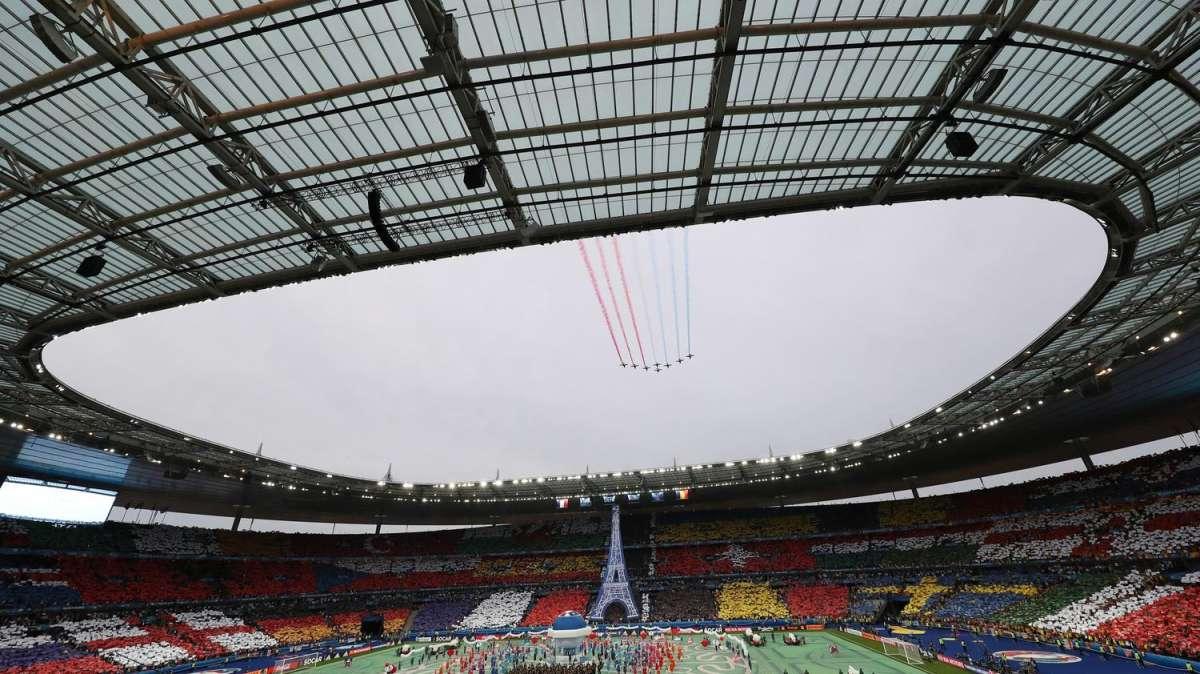 Clamorosa indiscrezione: la FIFA può comprare lo stadio di Parigi