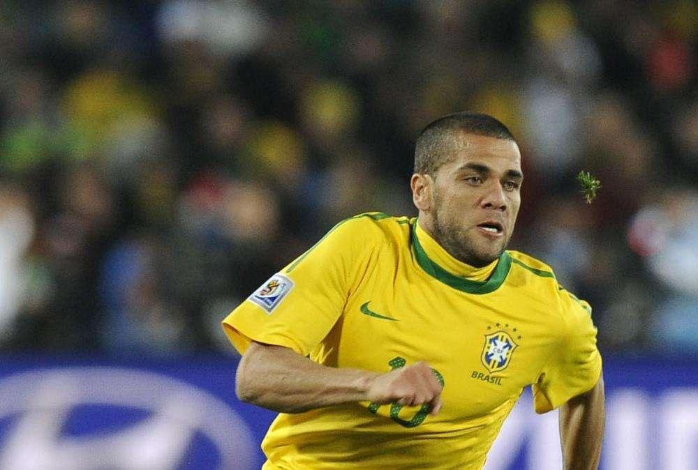 Juve e Milan su Dani Alves 