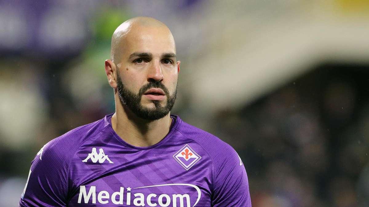 Pari intenso dopo i primi 45' del Franchi tra Fiorentina e Bologna. Igor ammonito: salta la Juve