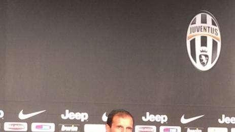 LIVE - ALLEGRI IN CONFERENZA: "La squadra ha fatto tutto il possibile. Vidal non si è risparmiato, sta crescendo. Corti in difesa, vigili sul mercato. Gabbiadini non tornerà alla Juventus"