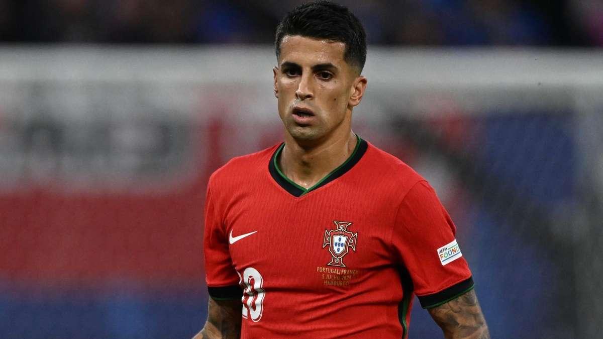 Galetti: “In questo momento non ci sono conferme su Cancelo alla Juventus”