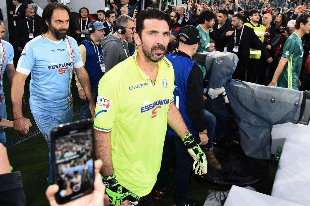 Dal Portogallo: Casillas non tornerà a giocare, Buffon si può avvicinare al Porto