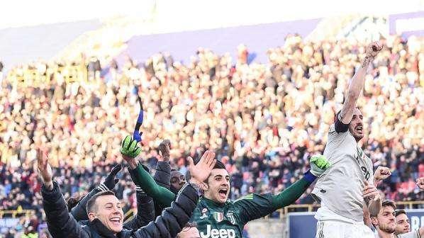 BERNARDESCHI SU INSTAGRAM: "Questo è il modo in cui combattiamo, restiamo insieme e battagliamo per la vittoria"