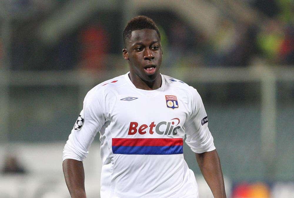 Cissokho, il Lione fissa il prezzo