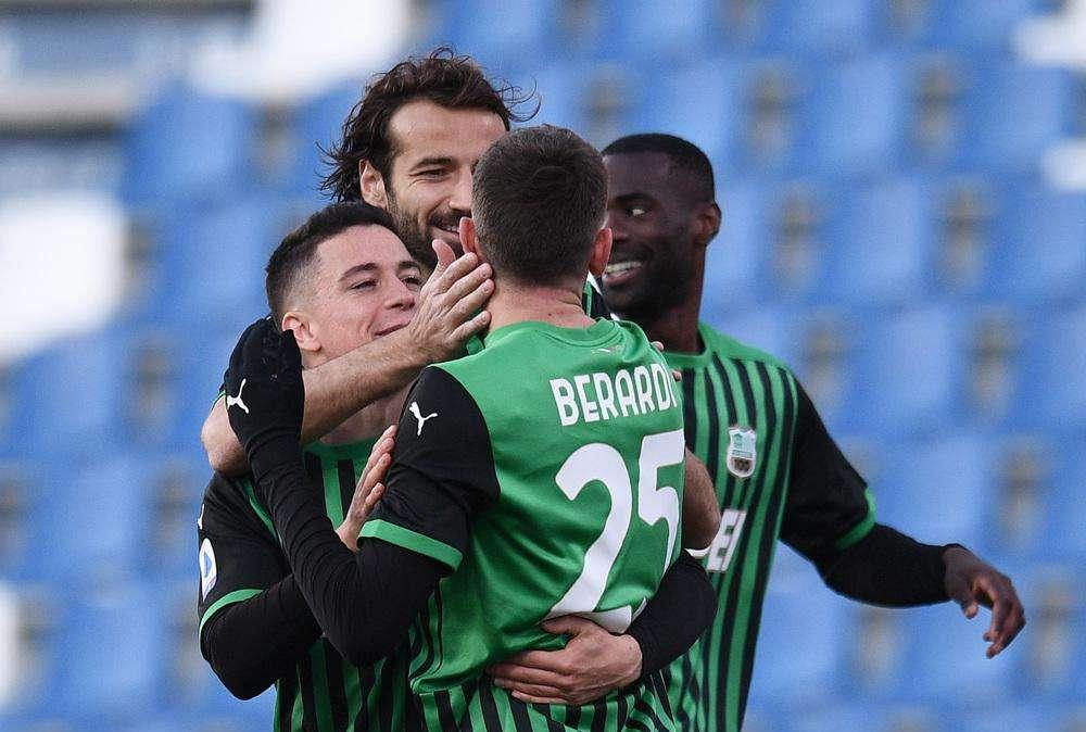 Genoa - Sassuolo 1-2. Raspadori e Berardi regalano i tre punti a De Zerbi