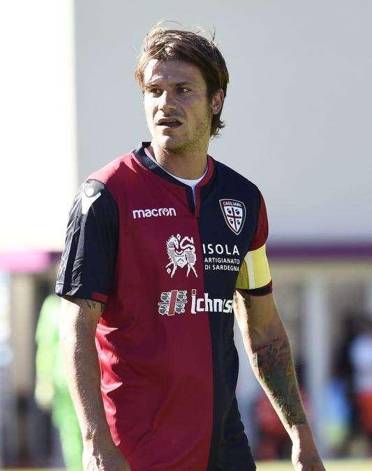 Cagliari, Dessena: "Subito con due avversari fortissimi come Juve e Milan, servirà massima concentrazione"