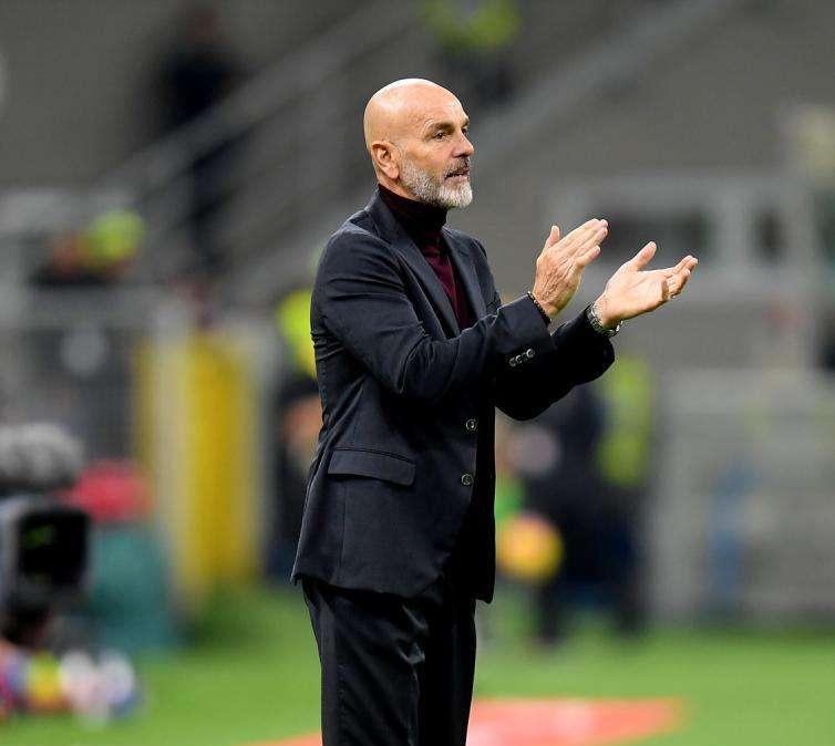 Gazzetta - Milan, prove con la difesa a tre 