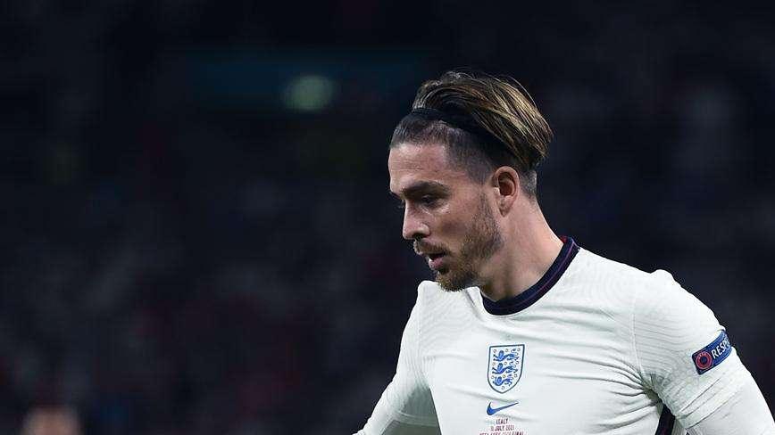 Grealish si allena in un campo della Juventus Academy, indizio di mercato?