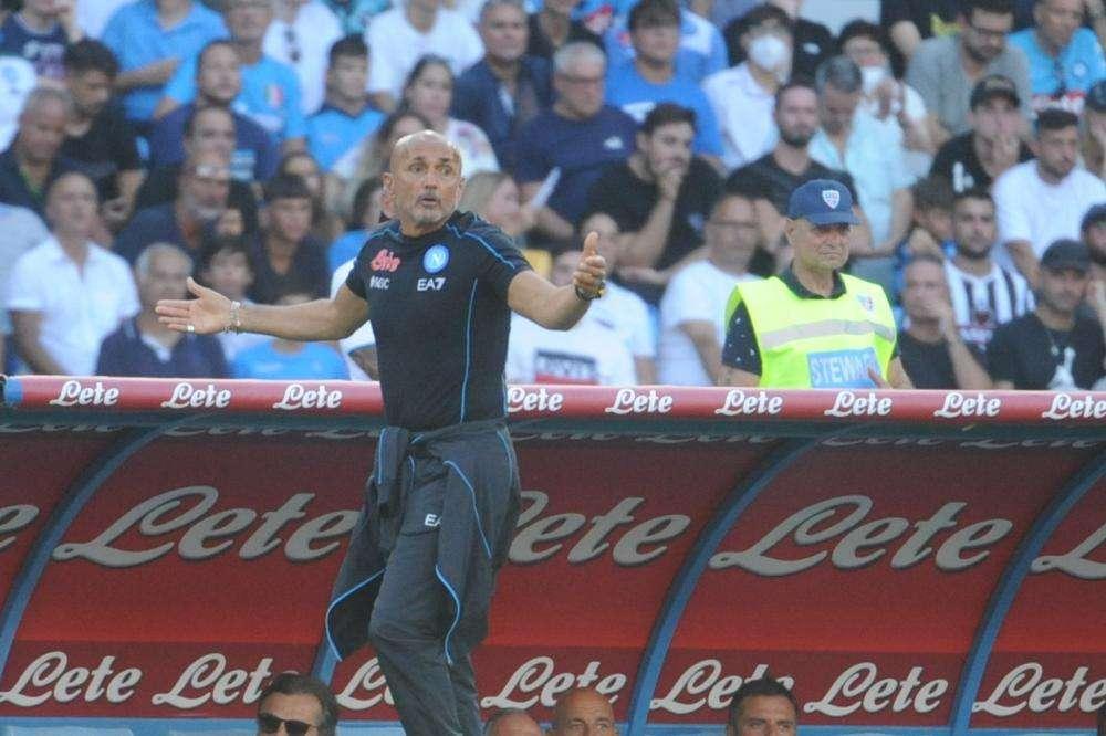 Napoli, Spalletti: "L'amore dei tifosi è forte, lo dovremo ripagare"