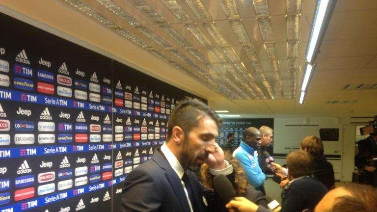 TJ - BUFFON: "Ha vinto il nostro spirito vincente. Il Napoli ci ha fatto soffrire. Dobbiamo migliorare nel gioco. Lione? Il morale è alto"