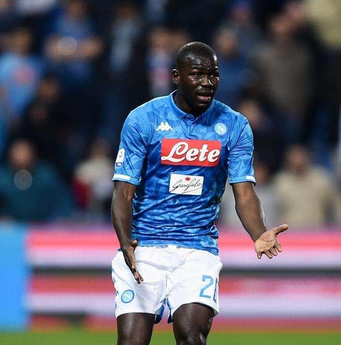 Koulibaly, sirene estere sempre più forti