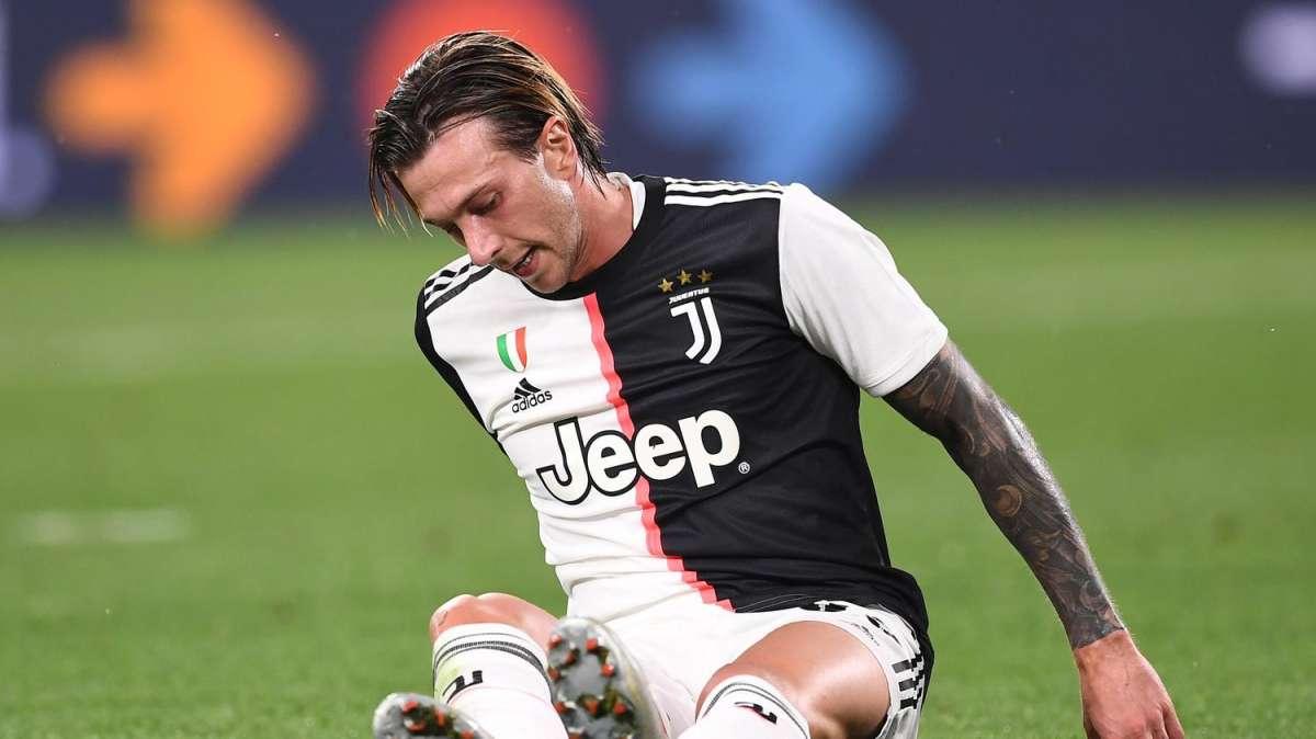 Bernardeschi non entusiasta del Napoli, si complica lo scambio con Milik