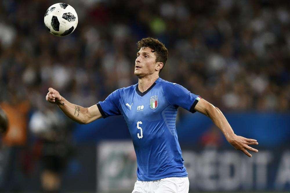 Mediaset - Juve-Milan, le cifre dell'affare. Non c'è recompra sul cartellino di Caldara