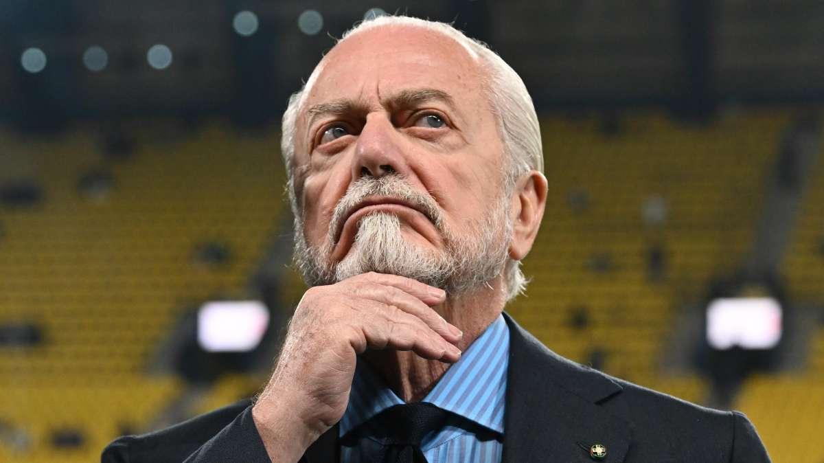 De Laurentiis su dimissioni Sarri: "Avrebbe dovuto chiudere la stagione"