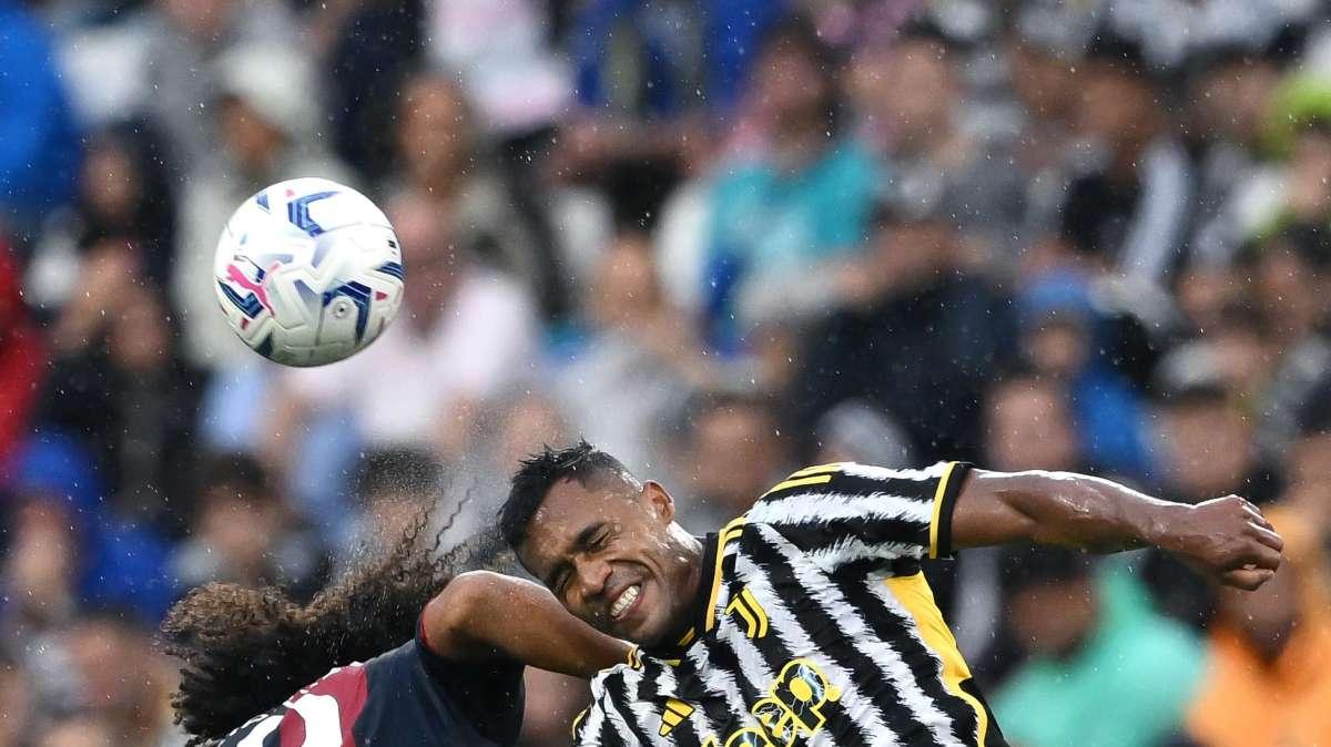 Alex Sandro richiesto da club brasiliani, ma…