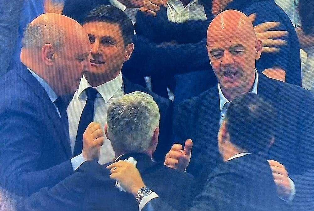 Calhanoglu segna e Marotta festeggia con Infantino. Monta la polemica sui social (FOTO)