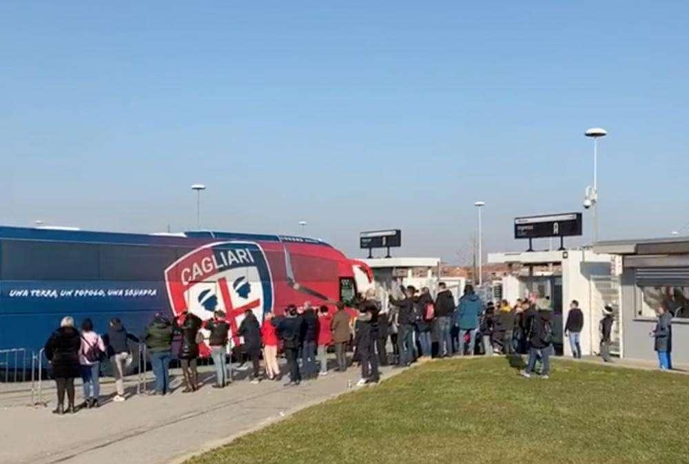 VIDEO - L'arrivo del Cagliari all'Allianz Stadium