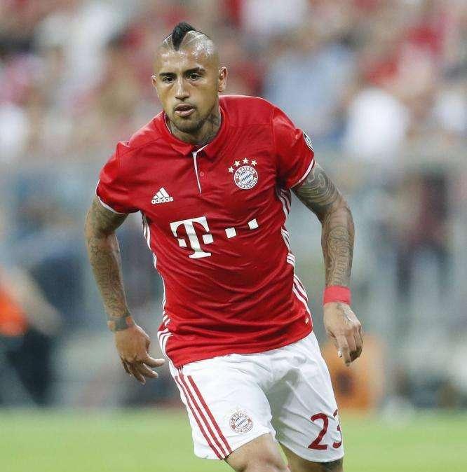 Pedullà: "Arturo Vidal e l’Inter, tutti i retroscena. E la strategia per Barella…"