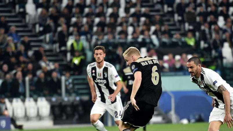 ESCLUSIVA TJ - Roy consiglia la Juve: "van de Beek perfetto per il tuo centrocampo, è un giocatore totale". E prosegue: "de Ligt rimarrà a lungo, con Sarri non puoi non vincere la Champions"