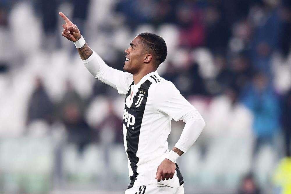Flash Douglas Costa: altro gol "lampo"