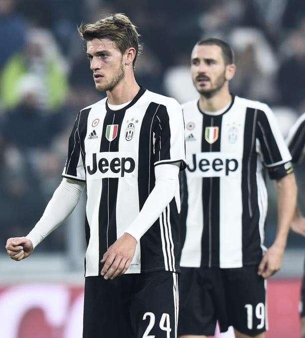 La Stampa - Rugani rinnova, ora tocca a Dybala
