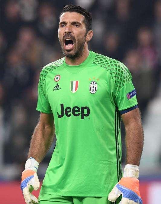 Sport.es - Buffon respinge un'offerta milionaria
