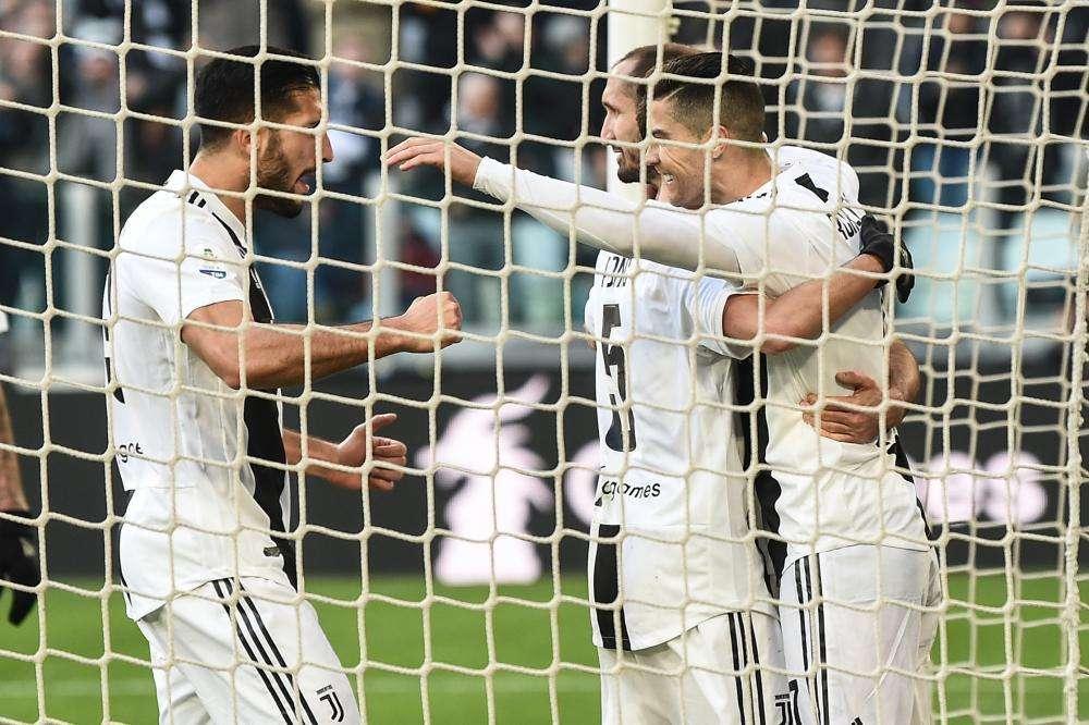 JUVE DA RECORD CON L’OCCHIO DEL VAR CHE PRENDE E RESTITUISCE 