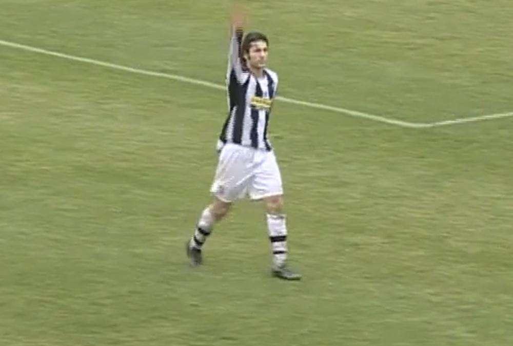 ESCLUSIVA TJ - Bottone e la sua scalata della Juventus, dal Settore Giovanile alla prima squadra. "Quanti consigli da Del Piero e Chiellini! Su Buffon, Nedved e Pinsoglio..."