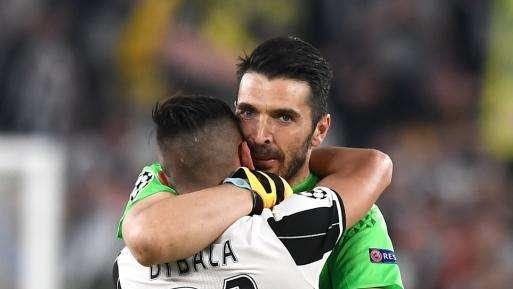 IL TERZO TEMPO - Dybala nell'olimpo dei campioni sotto gli occhi di Messi. Allegri fine stratega del "delitto perfetto" allo Stadium