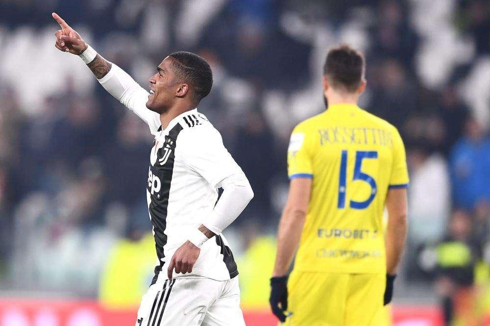 DOUGLAS COSTA SU INSTAGRAM: “Non smetto di ballare”