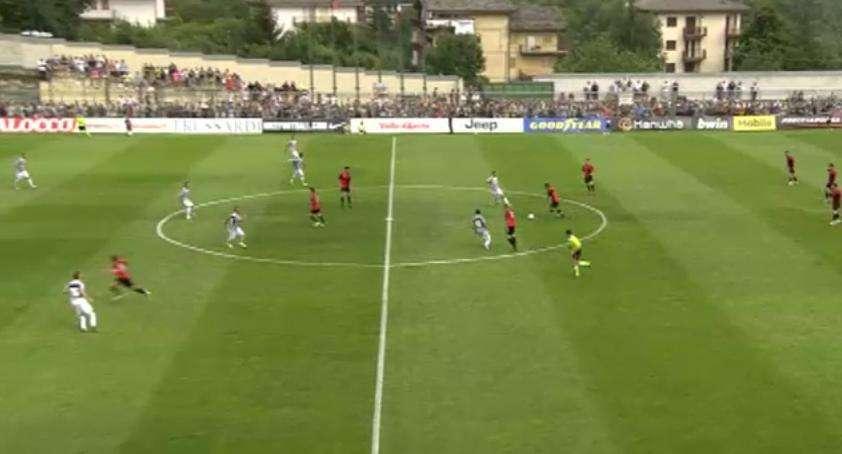 LIVE - JUVENTUS-SELEZIONE VDA  7-0 - Buona la prima. Doppiette di Matri e Vucinic, in gol anche Motta, Tevez e Mattiello