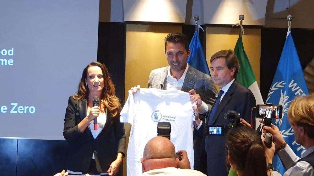 VIDEO - BUFFON: "Solo alla Juve potevo accettare questo ruolo. Inter prima rivale per lo Scudetto. Sulla Nazionale..."