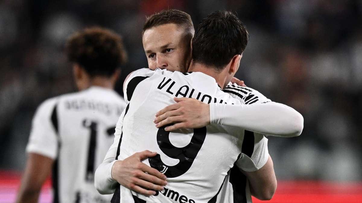Gazzetta - Vlahovic, tre squadre su di lui 