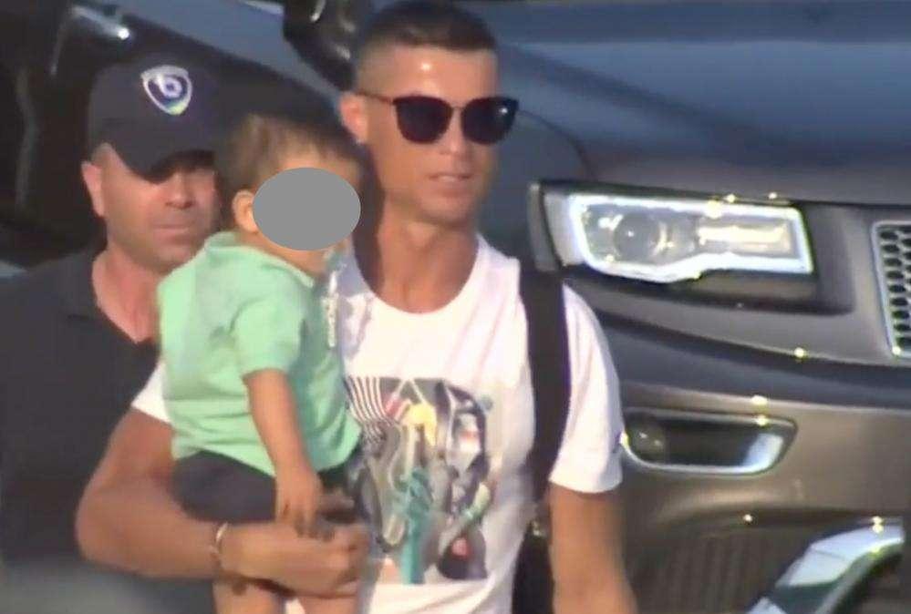 LIVE TORINO - Ronaldo è arrivato a Torino  (FOTO-VIDEO)