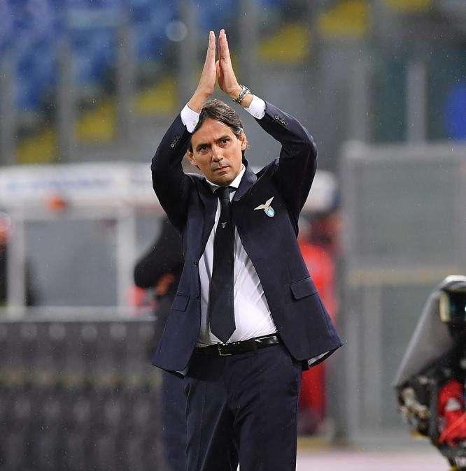 La Stampa - Sarri in pole, Inzaghi aspetta