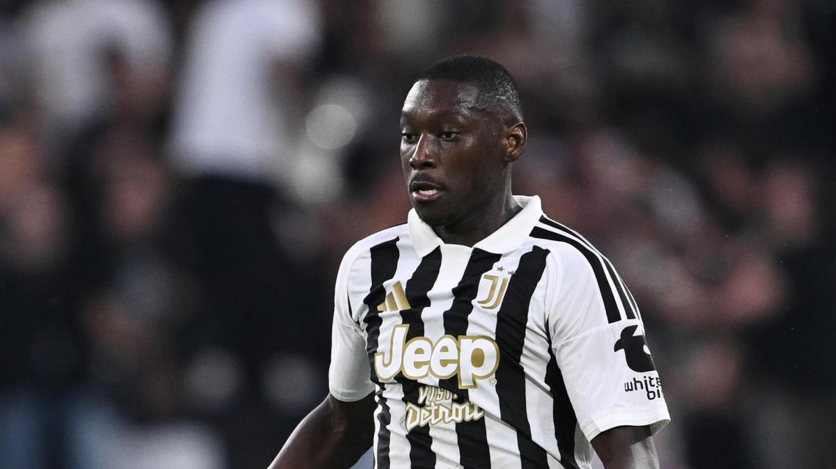 Juventus, Kolo Muani sarà operato alla mano: sfrutterà la pausa per recuperare