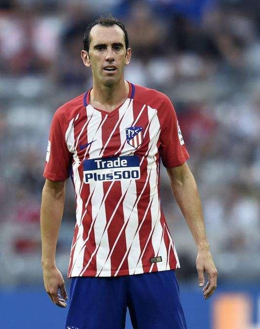 Atl. Madrid, non solo Juventus su Godin, c'è anche il Barcellona