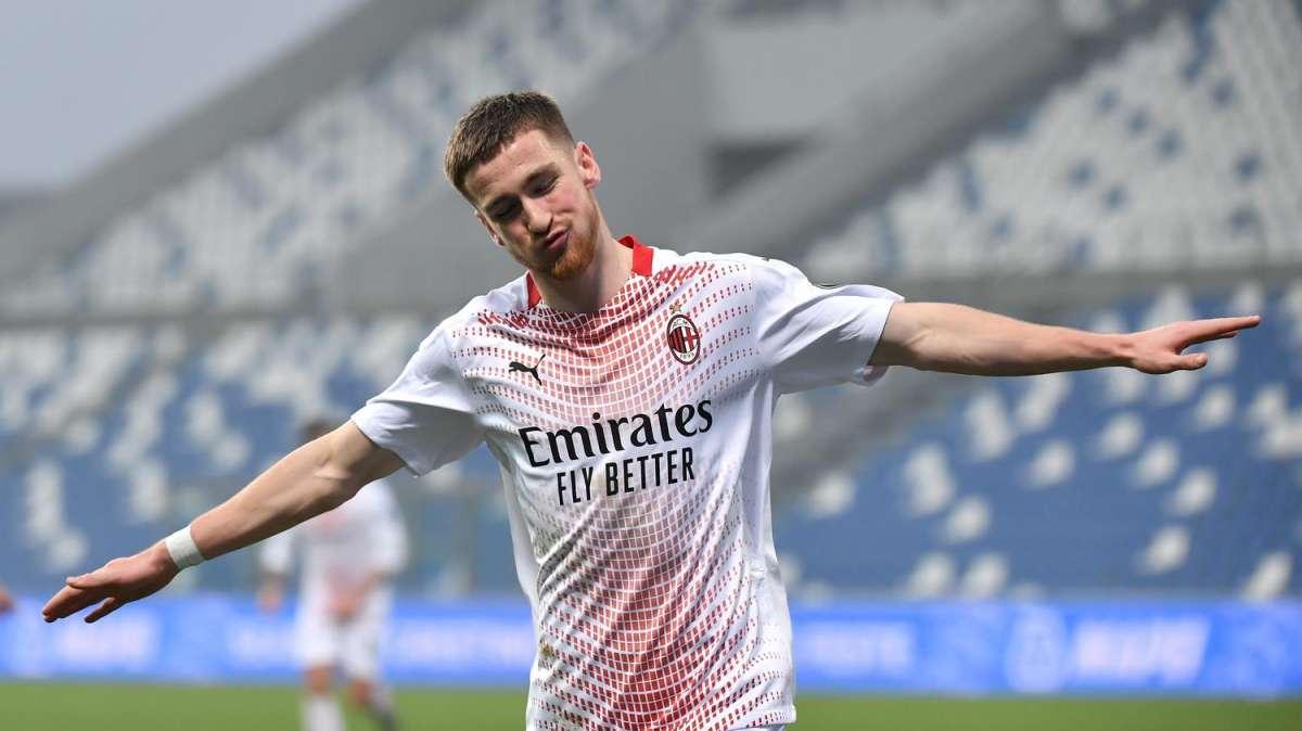 UFFICIALE - Milan, Alexis Saelemaekers rinnova fino al 2026 