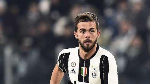 LIVE TJ - PJANIC: "A Firenze vogliamo ottenere i tre punti. Le critiche ci saranno sempre. Mi trovo bene con Dybala. La squadra ha sempre corretto i suoi difetti"
