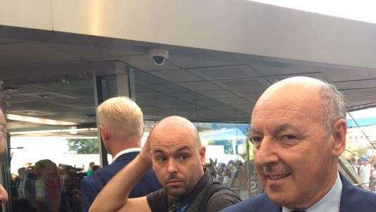 LIVE TJ - MAROTTA in mixed zone: "Khedira? Nulla di grave. Mercato chiuso con Howedes. Spinazzola non fattibile, rispetteremo impegno. Papu Gomez vada a lezione da Buffon. Schick e Keita? Nessun rammarico. Su Asamoah..."