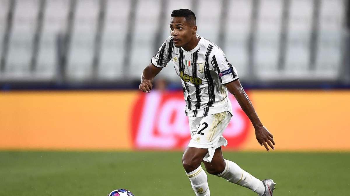 Lo United monitora Alex Sandro 