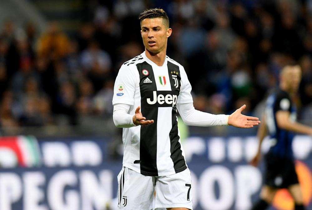RONALDO: "Ho bisogno di progetti allettanti e quello della Juve lo è. Sul mercato chiunque vale 100 mln! Vogliamo la Champions ma niente ossessioni"