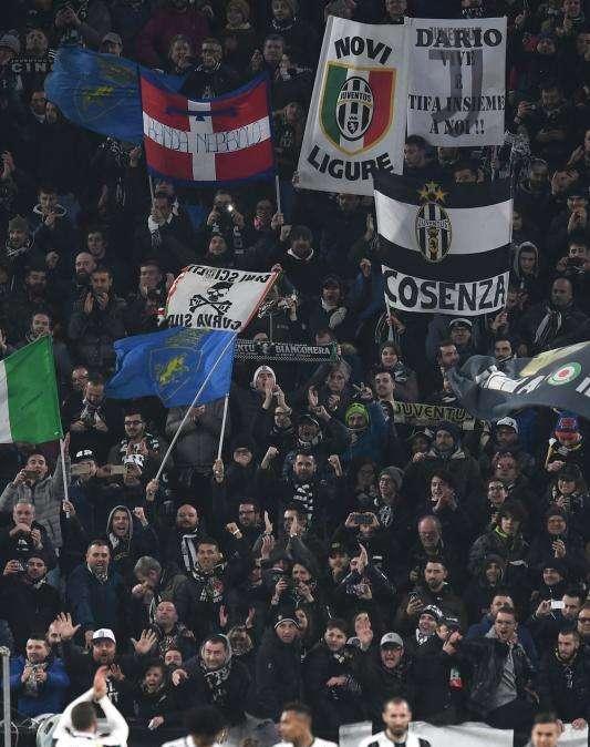 Arrestati tre tifosi del Napoli che aggredirono un gruppo di tifosi della Juve